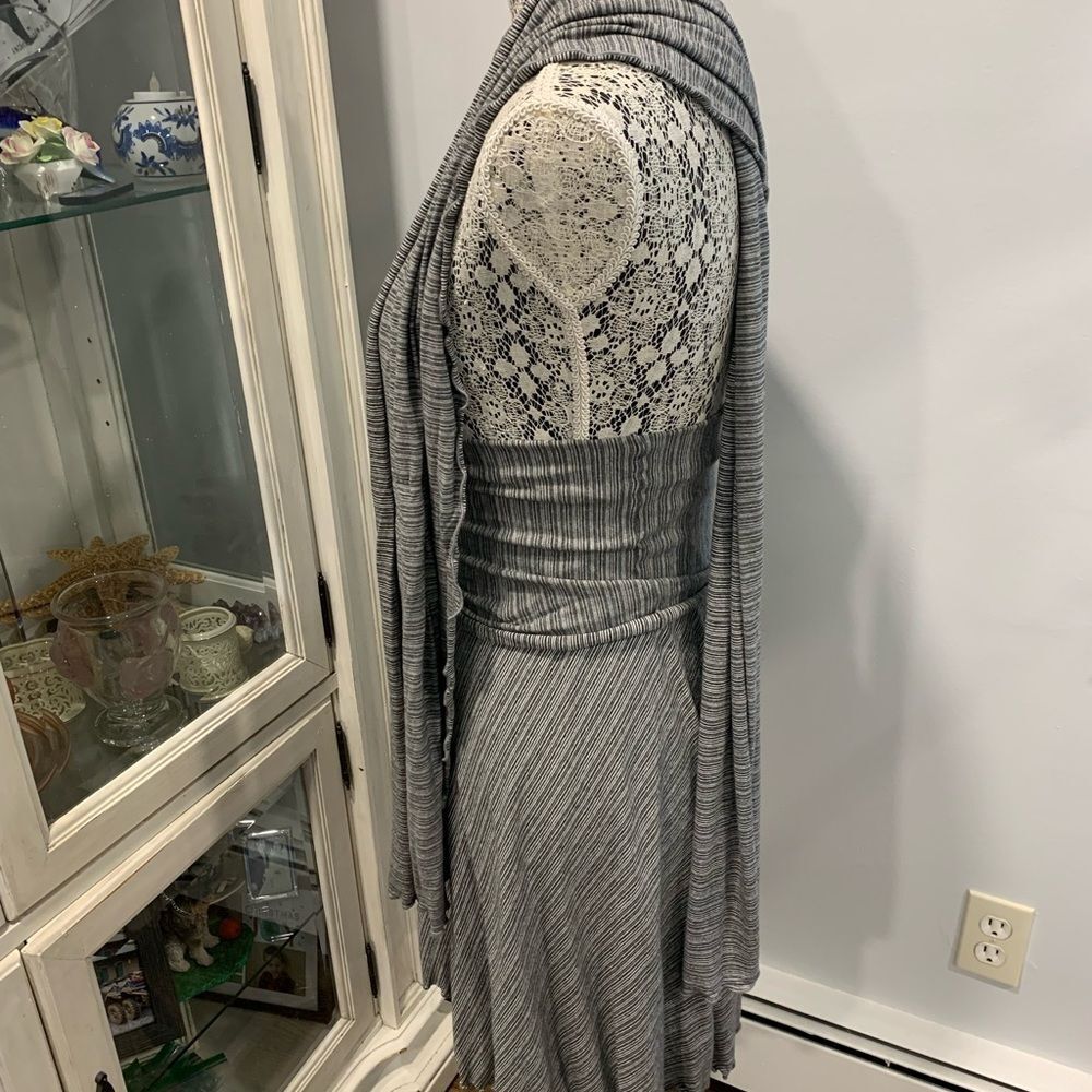 Angelrox Gray Stripe Wrap Skirt / Dress - Picture 6 of 14